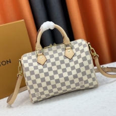 Louis Vuitton Speedy Bags